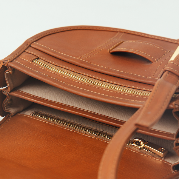 Mini Carriel Full Camel